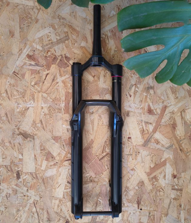 Suspensão ROCKSHOX ZEB select +
